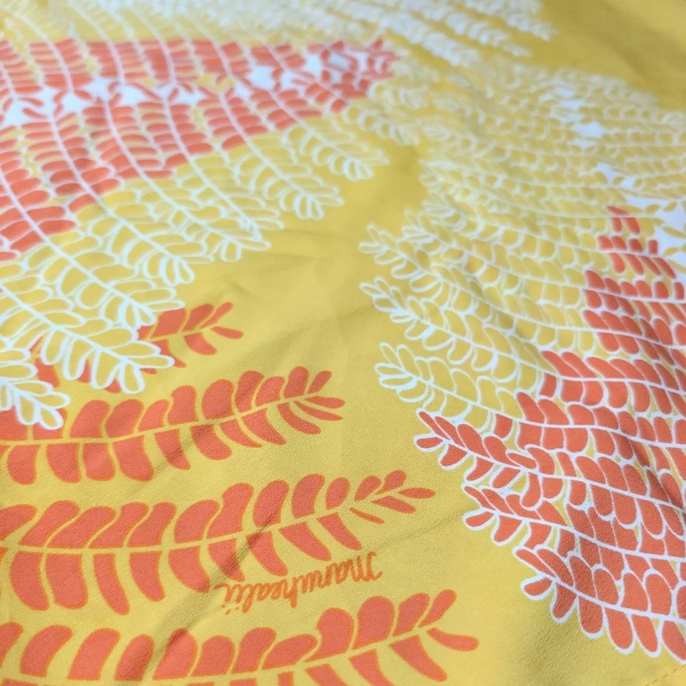 Manuhealii Manuheali'i pareo scarf wrap sarong tapestry cover up Ama'u fern